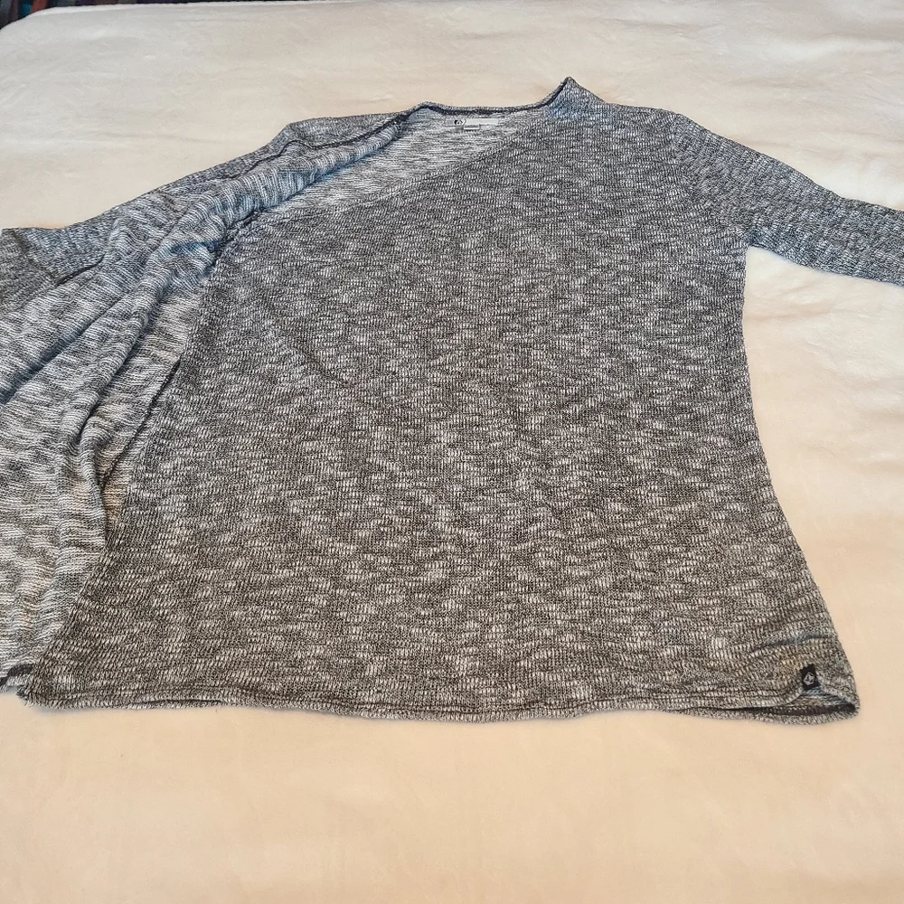 Volcom Cardigan - Picture 4 of 11
